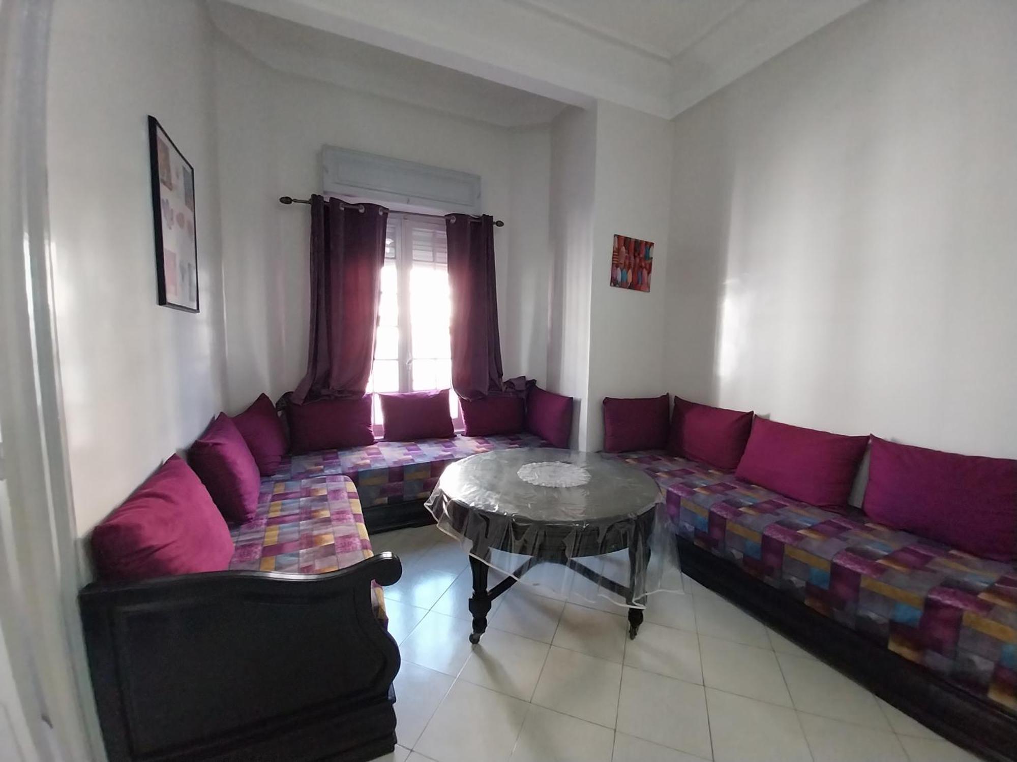 Cosy Art Deco Apart Welcome To James'S Казабланка Екстериор снимка